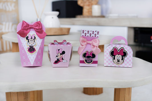 Minnie - Lot anniversaire personnalisé – 16 boîtes surprises pour décoration de fête